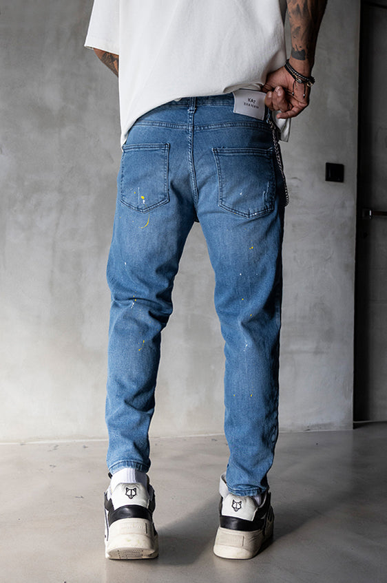 Blugi slim fit cu lant, rupturi si efect stropit (cod 6725)