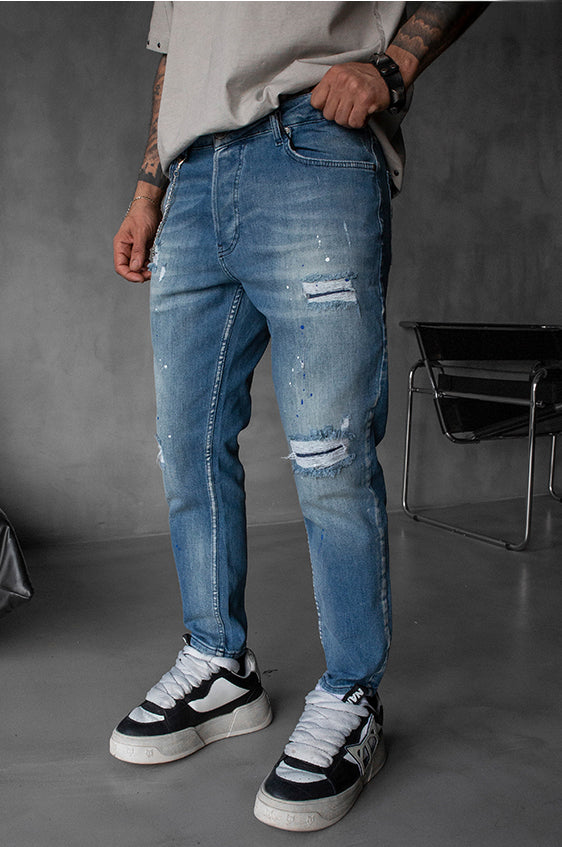 Blugi slim fit cu lant, rupturi si efect stropit (cod 6758)